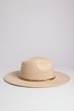 Load image into Gallery viewer, FASHIONISTA CHAIN FEDORA
